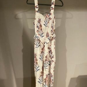 Floral white jumpsuit US 6